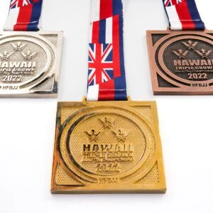 Medalha em metal 3D com banho de níquel ouro e cobre velho