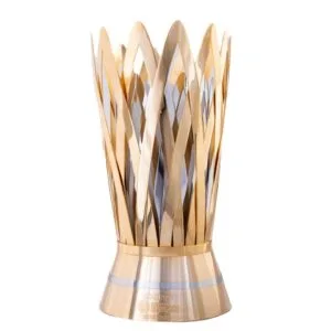 Troféu em aço carbono banho de ouro e corte laser
