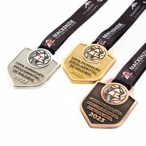 Medalha em metal 3D banho ouro níquel e cobre velho esmaltado com fita digital