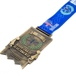 Medalha em metal 3D banho ouro velho esmaltada e fita digital