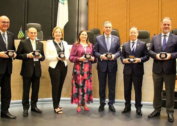 Moedas Metalvest em Homenagem aos Presidentes de Tribunais de Justiça do Brasil