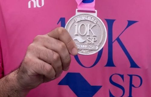 Medalha da 10K SP Challenge 2025 leva a assinatura da Metalvest