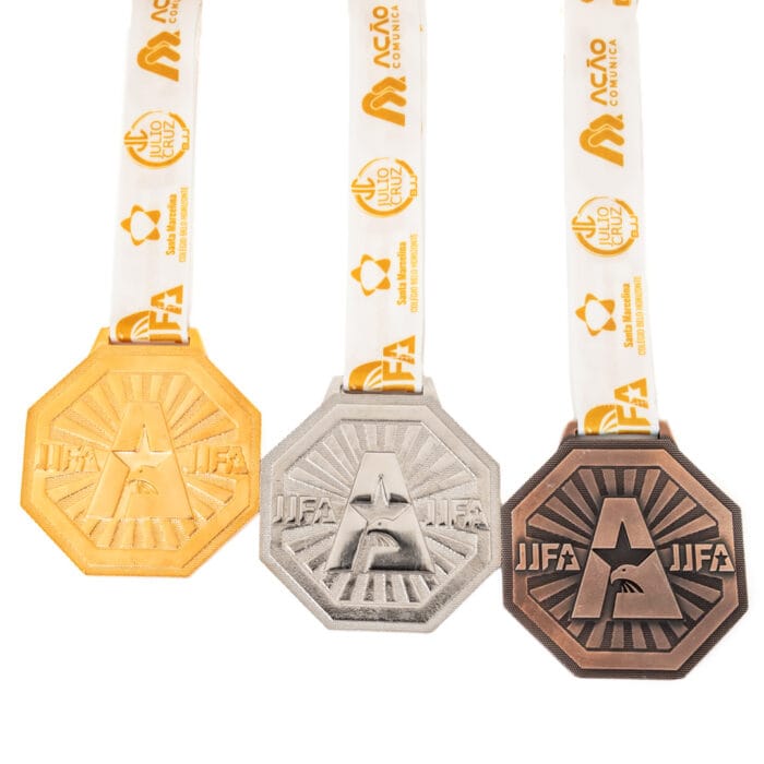 Medalha em metal banho ouro níquel e cobre velho esmaltada e fita digital