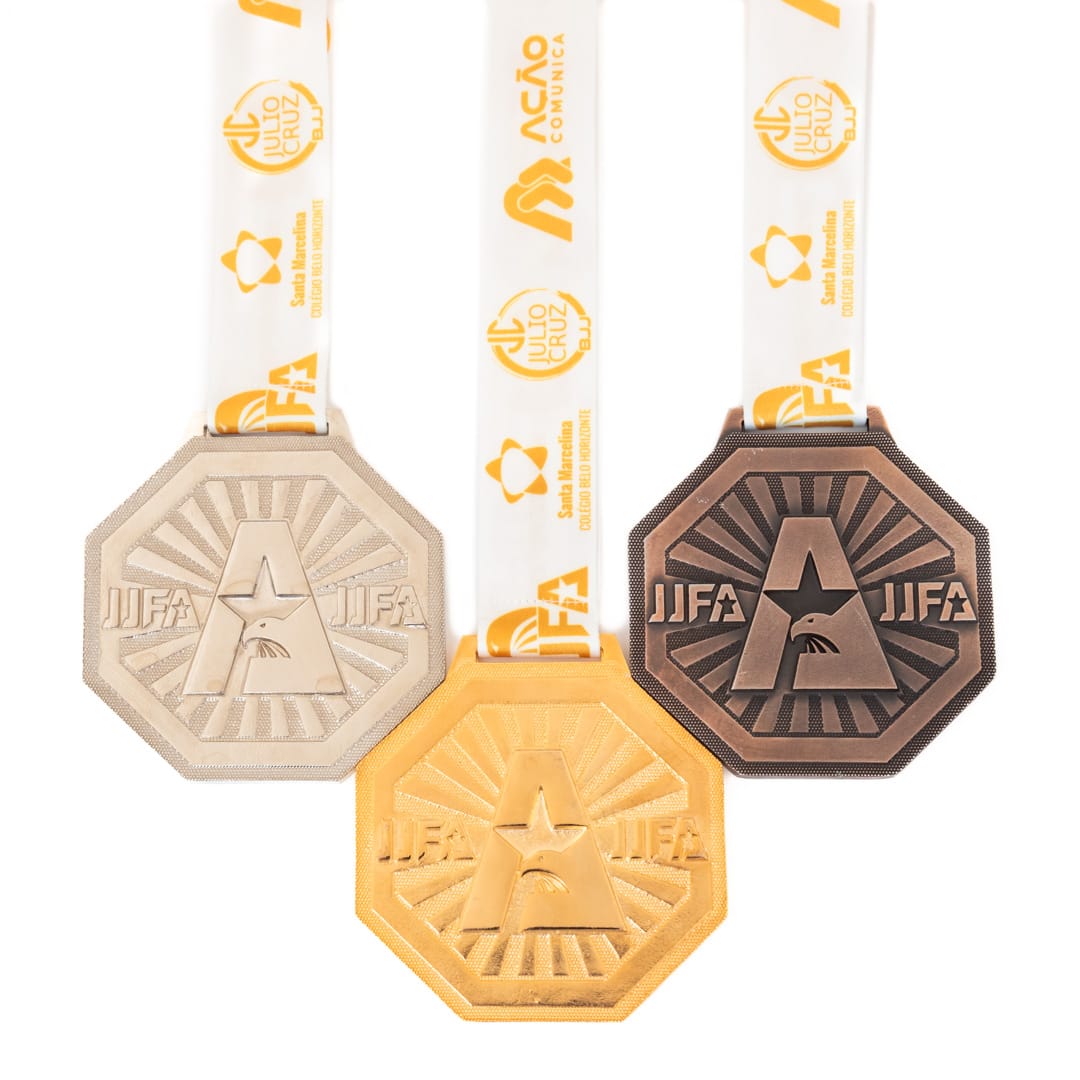 Medalha em metal banho ouro níquel e cobre velho esmaltada e fita digital