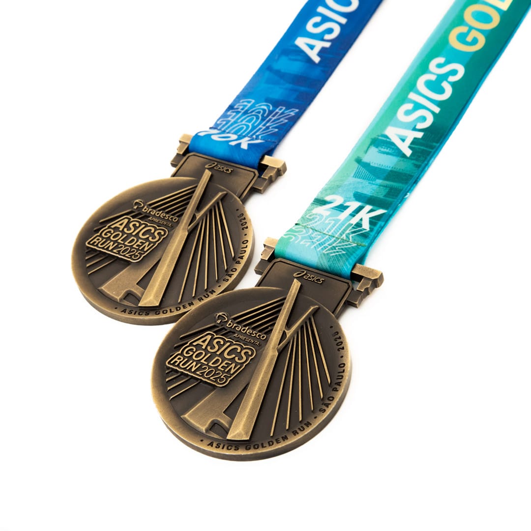 Medalha em metal 3D banho ouro velho e fita digital