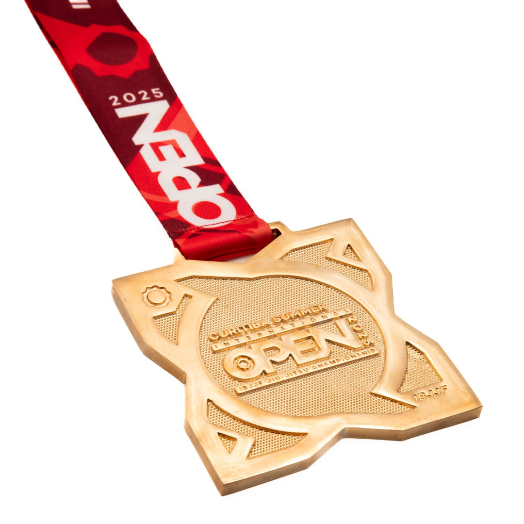 Medalha em metal 3d banho de ouro com fita digital