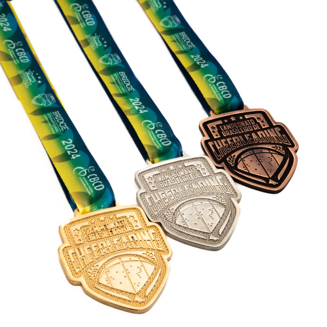 Medalha em metal banho de ouro níquel e cobre velho esmaltado e fita digital