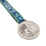 Medalha em metal 3D banho prata velha esmaltada com fita digital