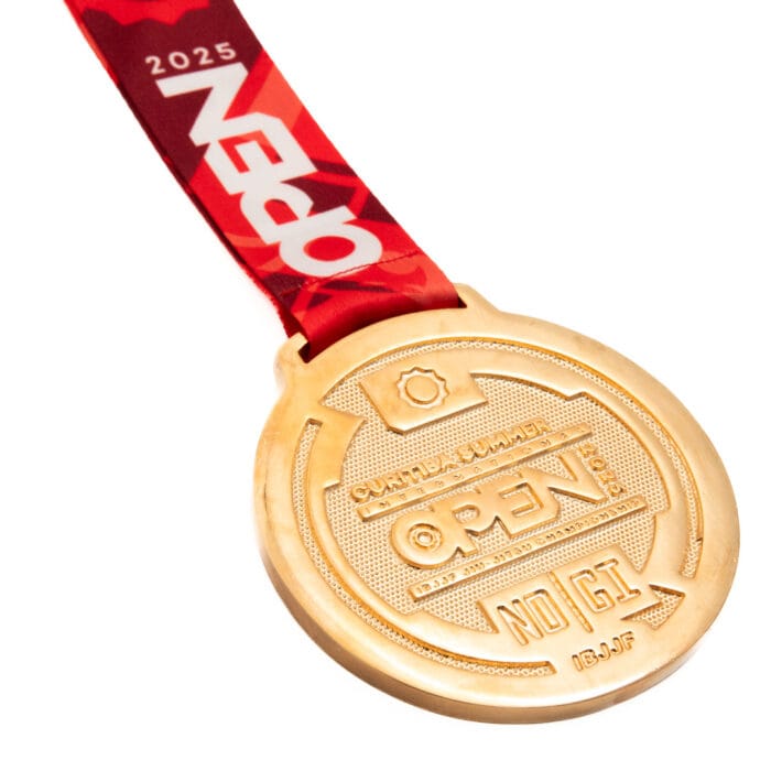 Medalha em metal banho de ouro