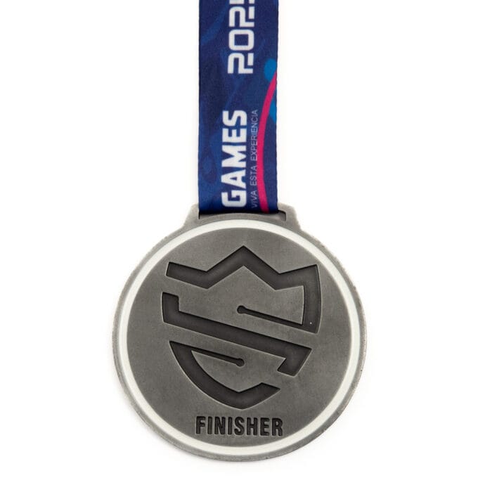 Medalha em metal 3D banho em prata velha e fita digital - Imagem 3