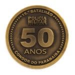 Moeda em metal 3D banho de ouro velho esmaltado