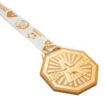 Medalha em metal banho de ouro